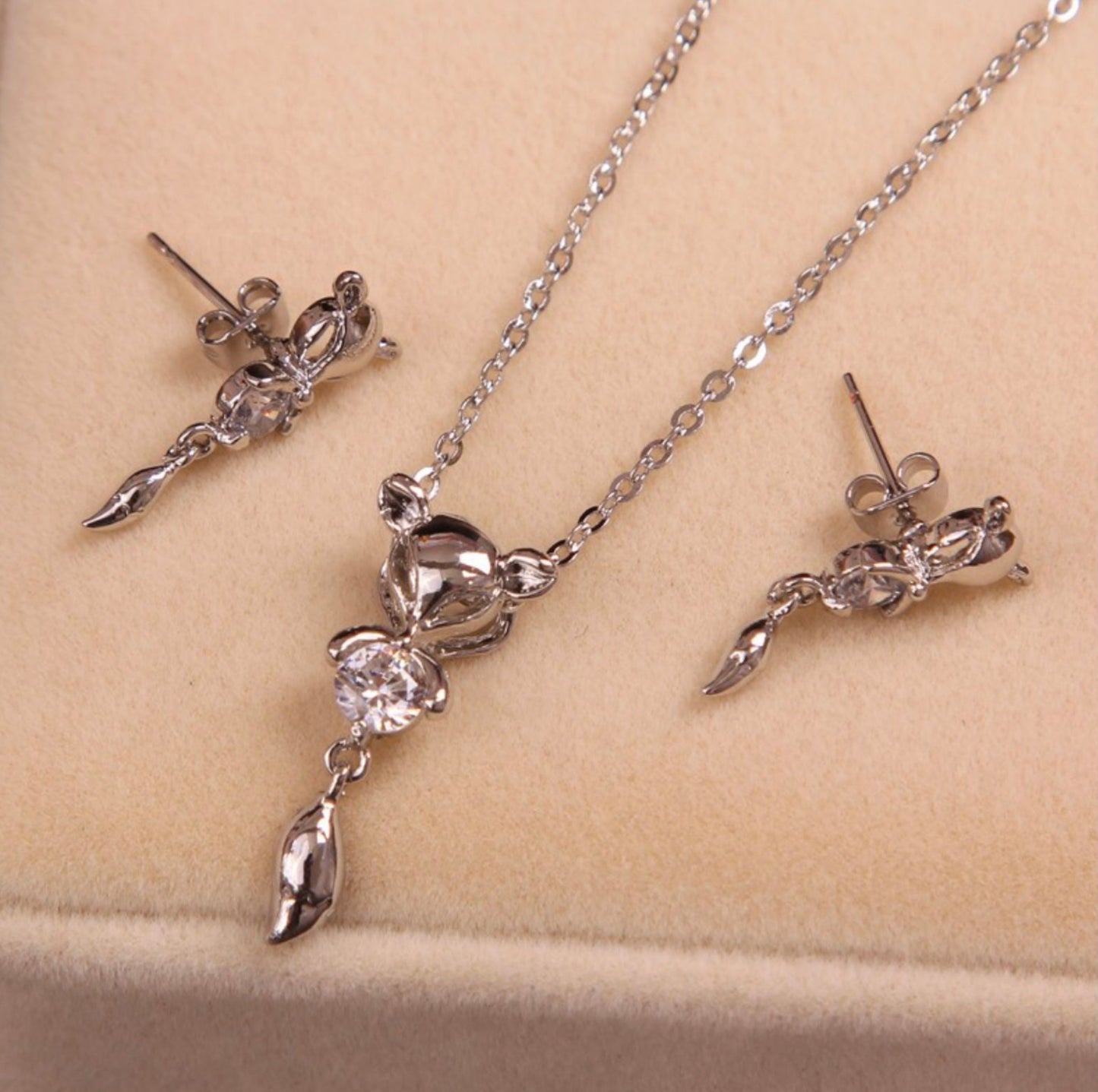 NECKLACE set 58