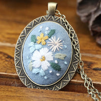 NECKLACE EMBROIDERY قلاده تطريز