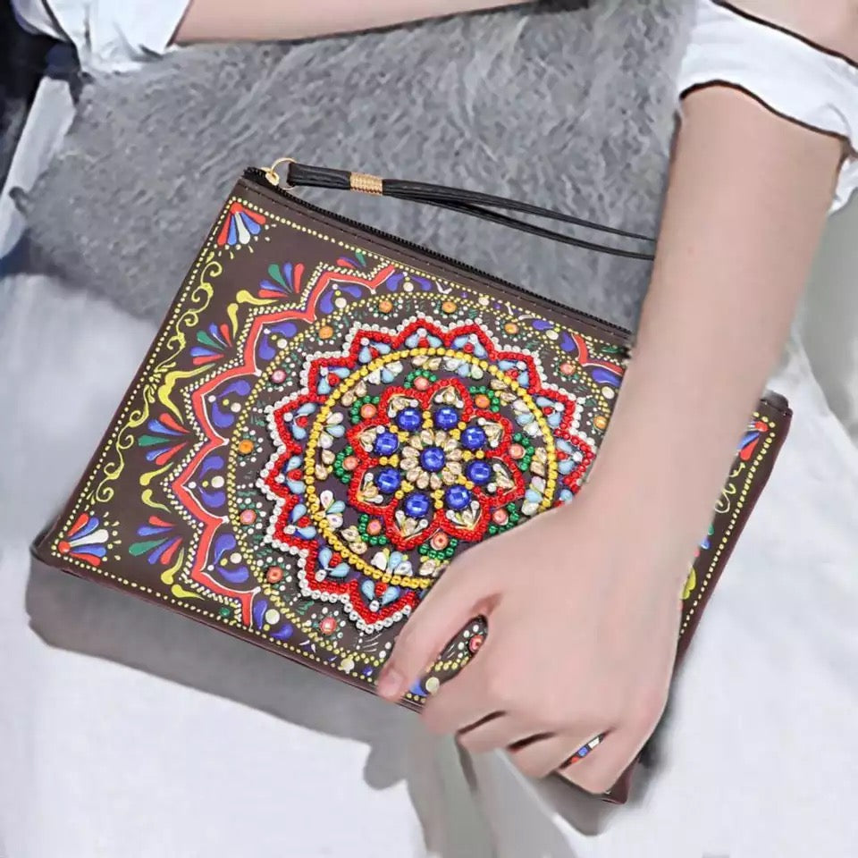 Handbag Diamond حقيبه كريستاليه