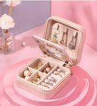 jewelry box علبة مجوهرات