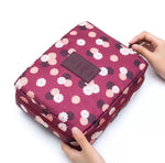 Cosmetic Bag حقيبه متعدده الاستخدام