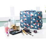 Cosmetic Bag حقيبه متعدده الاستخدام